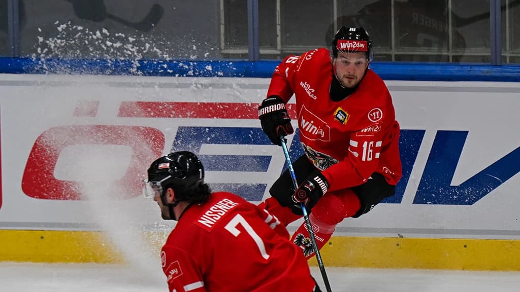 Dominic Zwerger kennt die Swiss Life Arena in Zürich bestens aus der Liga - Copyright: GEPA pictures/Oliver Lerch